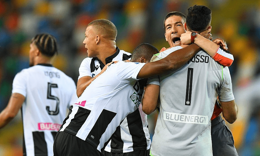  尤文图斯零封十人莱切迎关键反弹胜利  